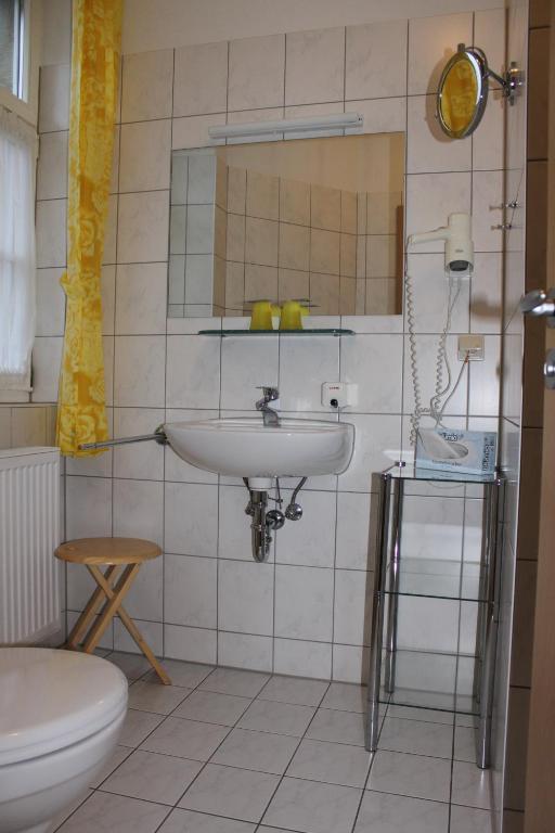 Landgasthof Neue Schaenke Konigstein an der Elbe Room photo